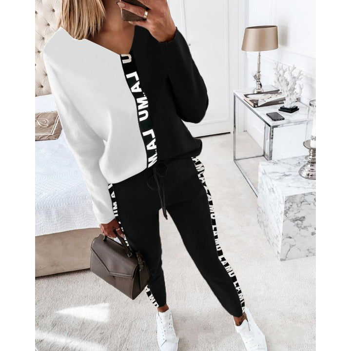 Dame tracksuit med moderne farveblokdesign og elastisk talje Stilla