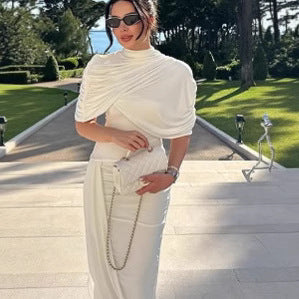 Femme Draperet Midi-Kjole med asymmetrisk Design Stilla