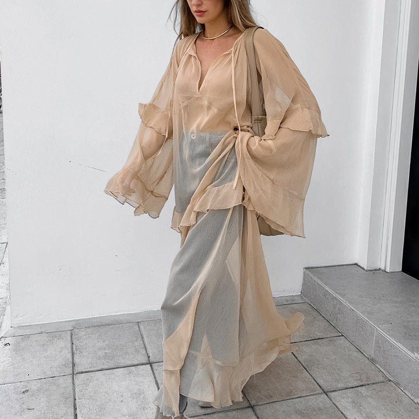 Dame Chiffonkjole med flæseærmer og elegant V-udskæring Stilla