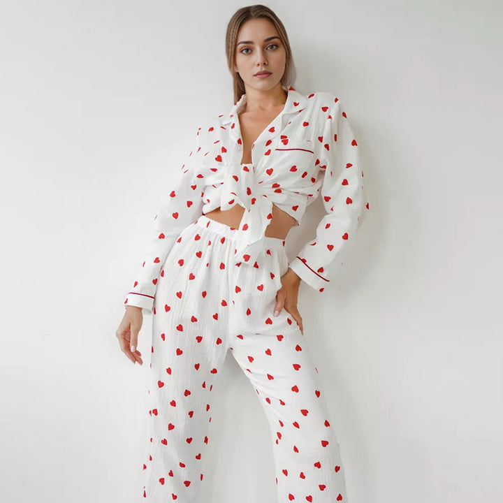 Dame pajamasæt med hjerteprint og elegant knude bluse Stilla