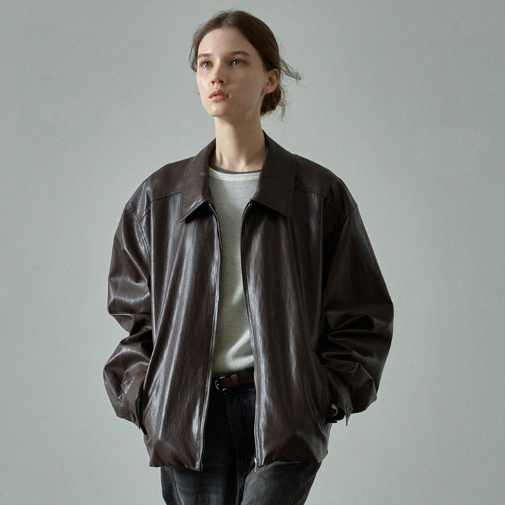 Dame læderjakke i afslappet oversized-stil med moderne detaljer Stilla