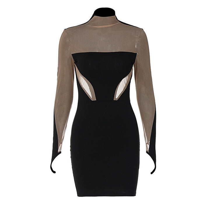 Dame Mini-kjole med dyb udskæring og elegant cut-out-design Stilla
