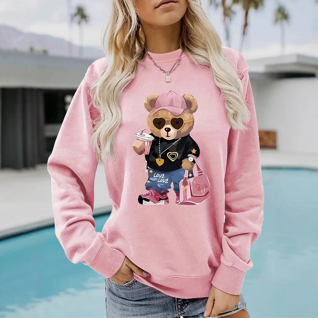 Kvinders sweatshirt med unikt tegneserie-bjørn design og trendy tekst Stilla