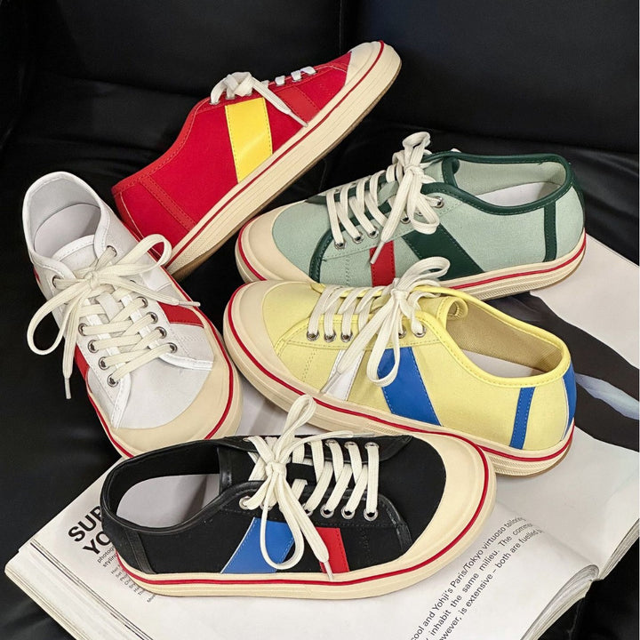 Dame mode Sneakers i sportsligt design med farvekontraster Stilla