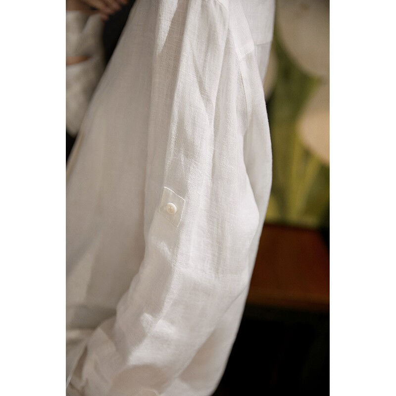 Dame klassisk bluse i let hør med moderne snit og elegante detaljer Stilla