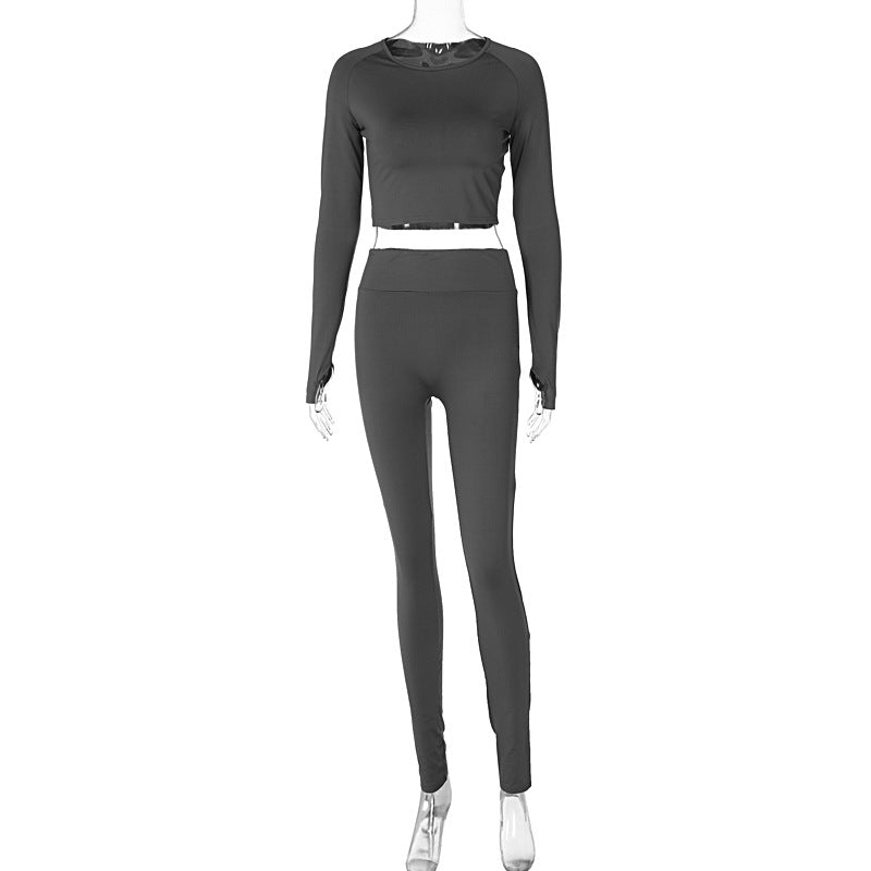 Dame Sporty sæt bestående af langærmet top og leggings med høj talje og figursyet pasform Stilla