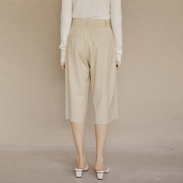 Dame højt skåret culotte med elegant bundfoldsstruktur Stilla