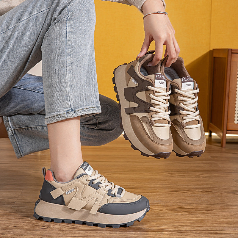 Dame Sporty Sneakers med støddæmpende såleprofil og innovativ overfladestruktur Stilla