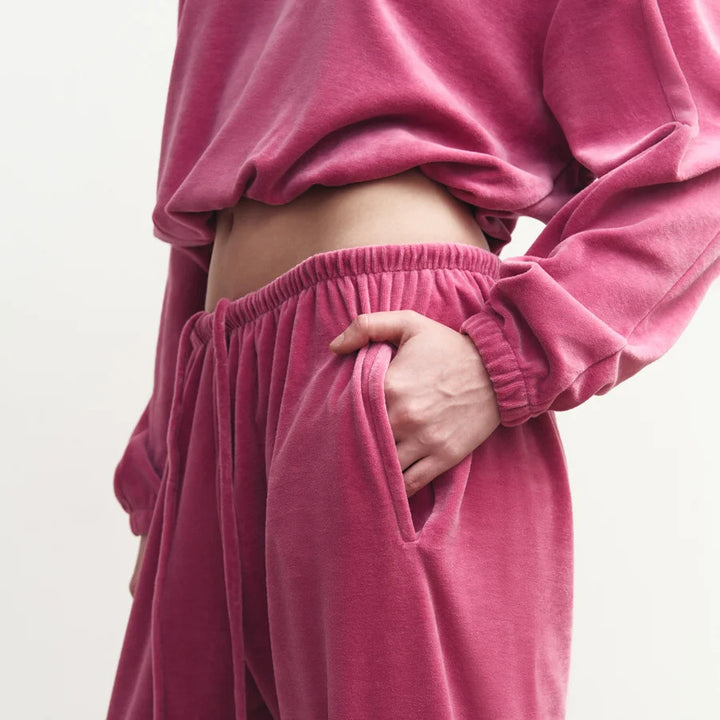 Dame behageligt velour sæt med høj talje og praktiske lommer Skovae