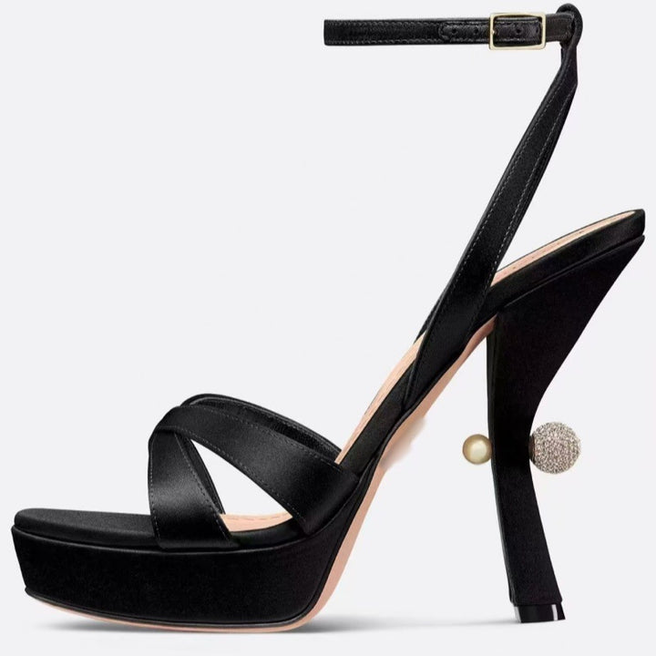 Femme Platform Højhælede Sandaler med dekorativt Ankebånd Stilla