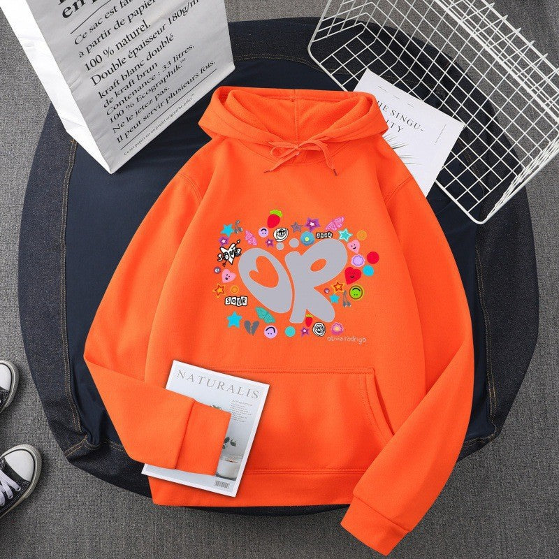 Kvinders hoodie med kreativ grafisk design Skovae