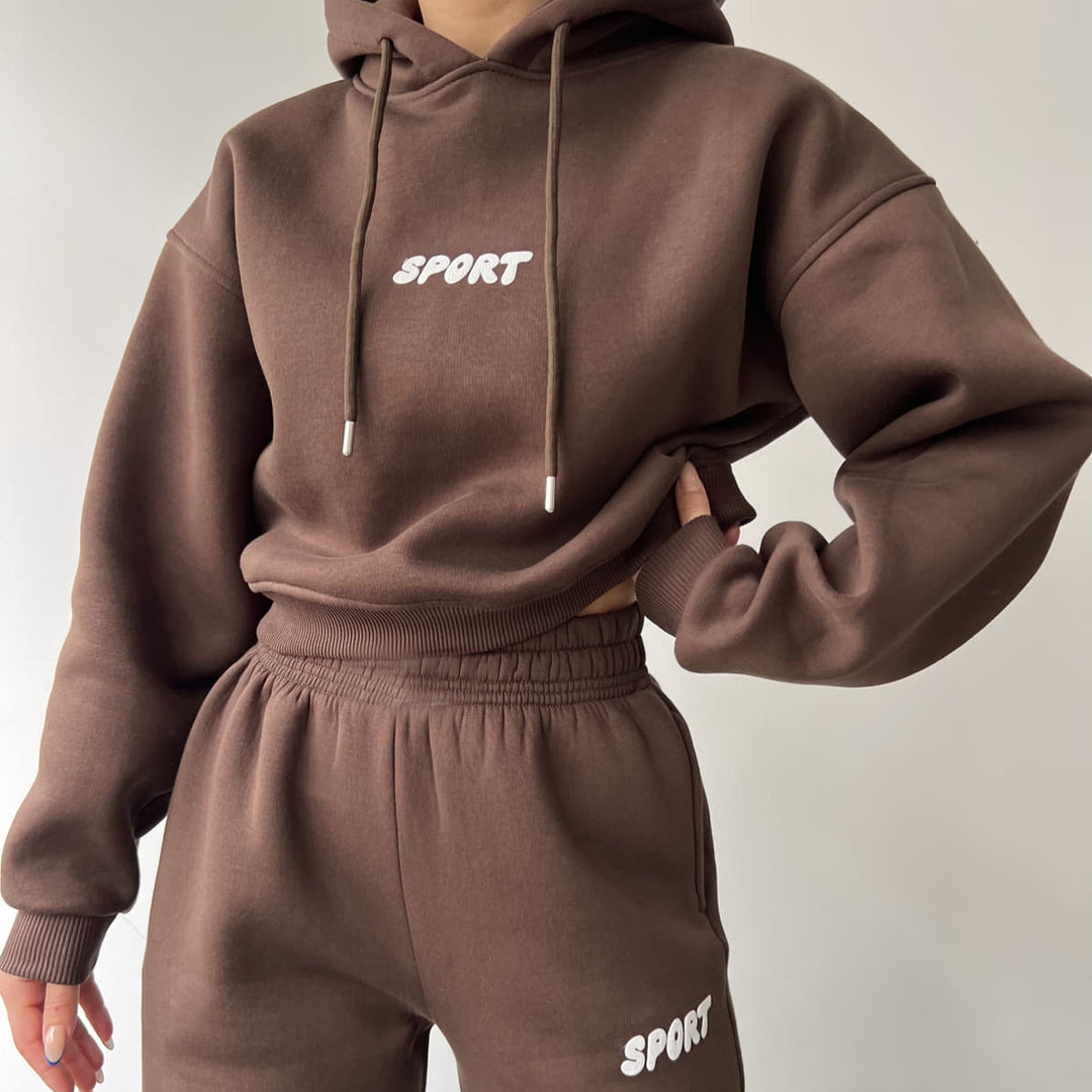 Kvinders sporty cropped hoodie og sæt med sweatpants Skovae