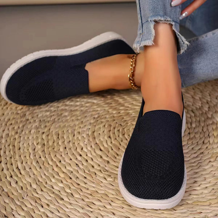 Dame Åndbare Slip-On Sneakers med fleksibelt Overmateriale og skridsikker Sål Stilla