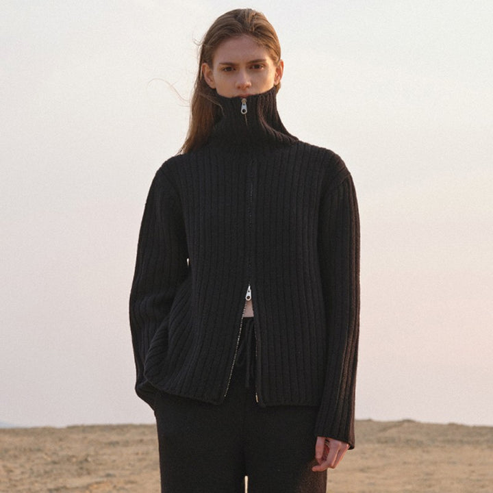 Dame struktureret højhalset sweater med gennemgående lynlås og afslappet pasform Stilla