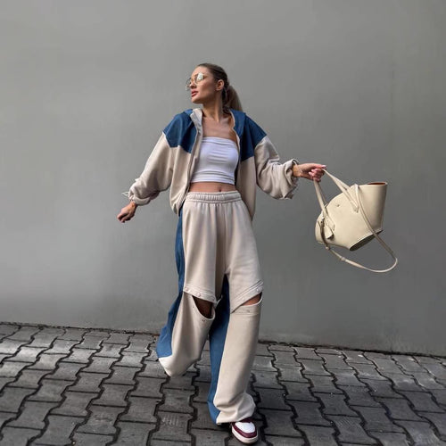 Kvinders sporty outfit med fashionable farvekontast Skovae