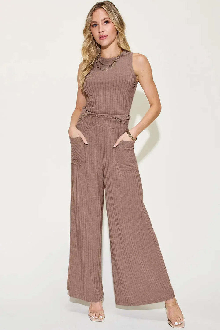 Dame afslappet jumpsuit med bred ben og praktiske lommer Skovae