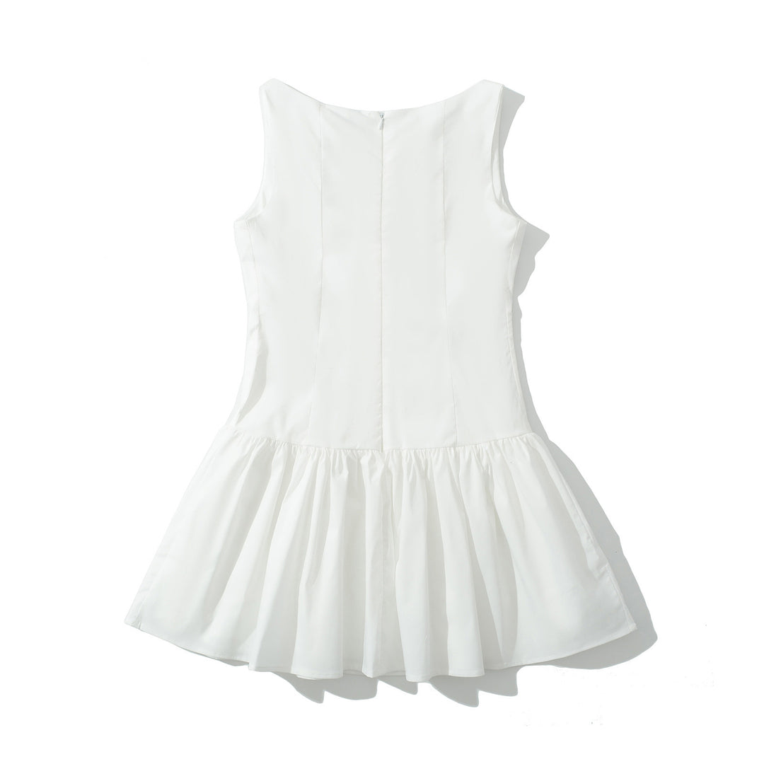 Dame legende fritidskjole med fine ruffle detaljer og blomster broderi design Stilla