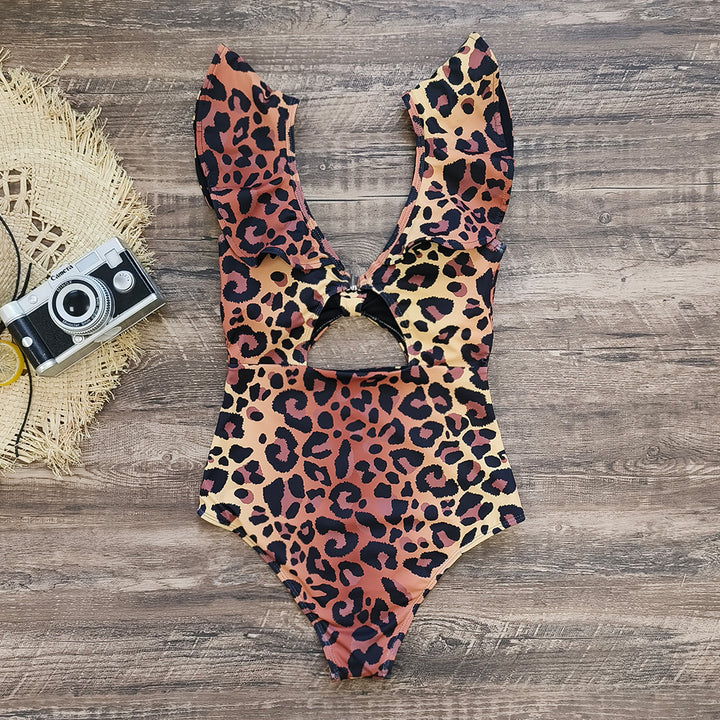 Dame One-piece badedragt med floral cut-out og ruffle detaljer Stilla