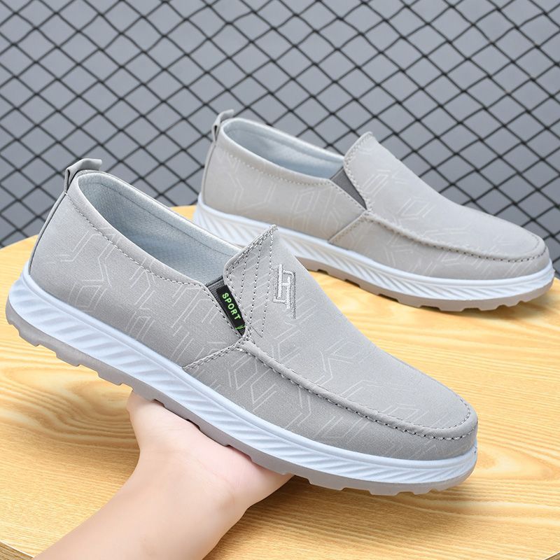 Herrer komfortable og sporty slippers med skridsikker sål Stilla