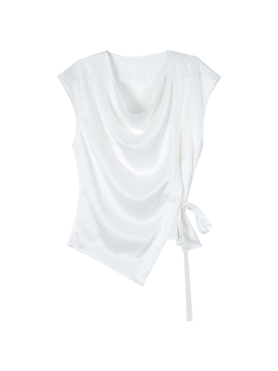Dame indpakningsbluse med asymmetrisk snit og elegant drapering Stilla