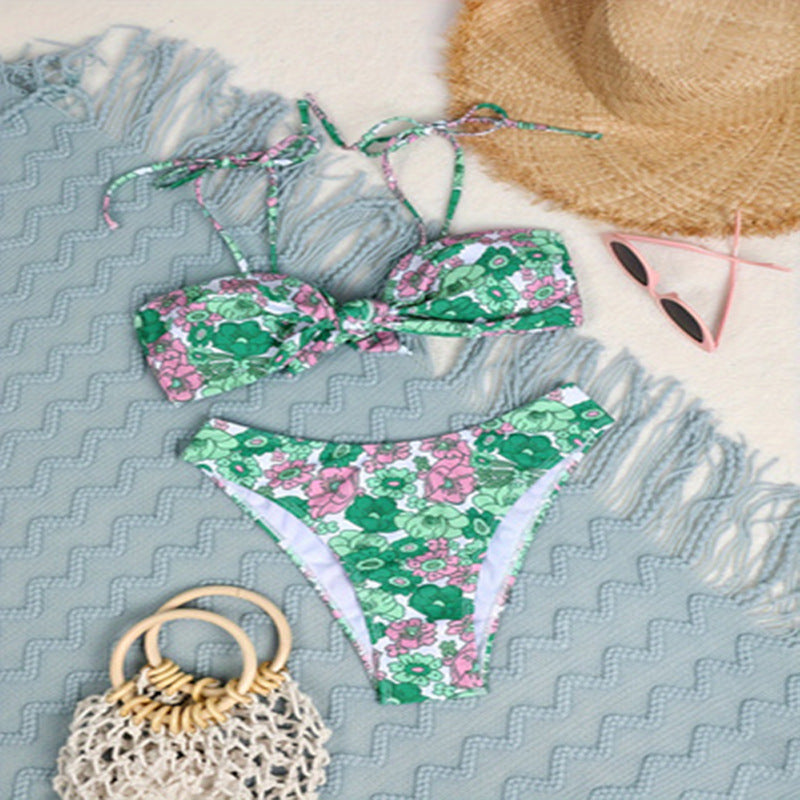 Dame bikini sæt med blomstret knudedetalje og justerbare stropper Stilla