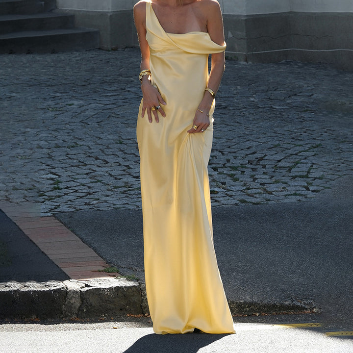 Dame Elegant Off-Shoulder Maxikjole Stilla
