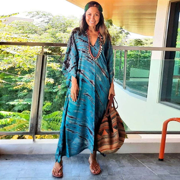 Dame Kaftan med tidløst batikmønster og elegant V-udskæring Stilla