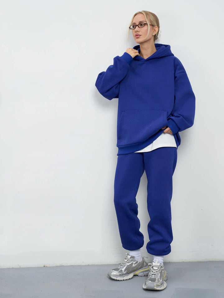 Dame Oversized Hoodie og Behagelige Joggingbukser i Moderne Design