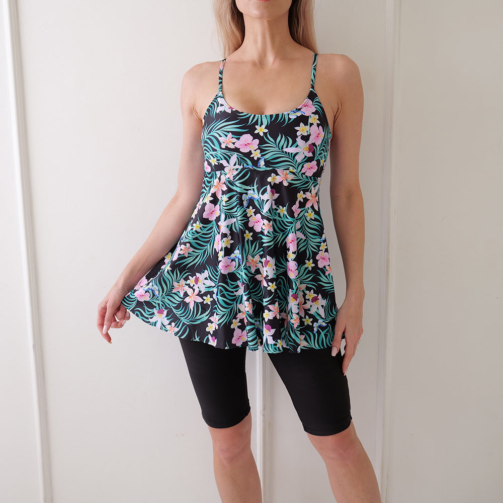 Dame Tankini med feminin A-linje og sporty cykelshorts Stilla