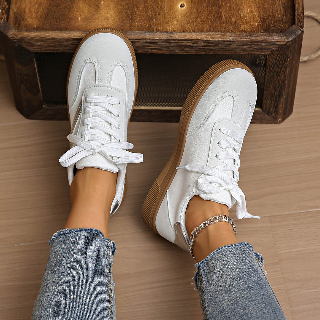 Dame mode Sneakers i klassisk design med skridsikker sål Stilla