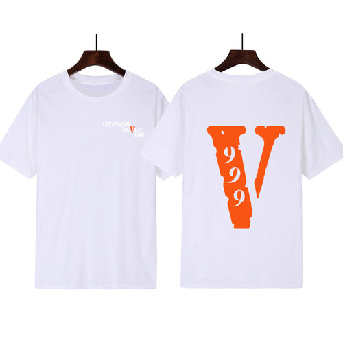 Kvinders grafisk t-shirt med original skrift og kreativt design Skovae