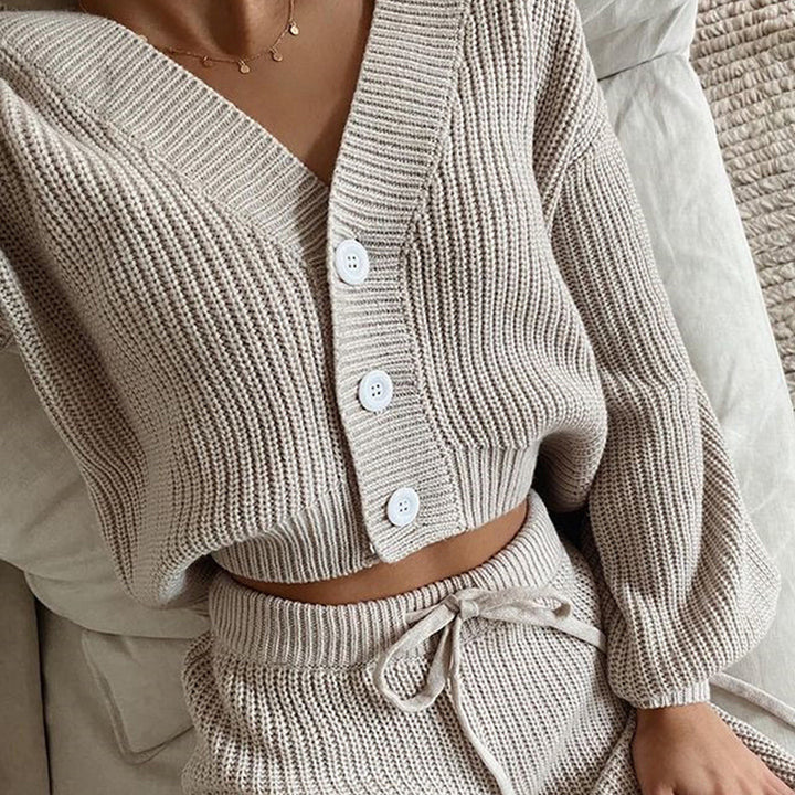 Kvinders strikket lounge sæt med cropped top og brede bukser Skovae