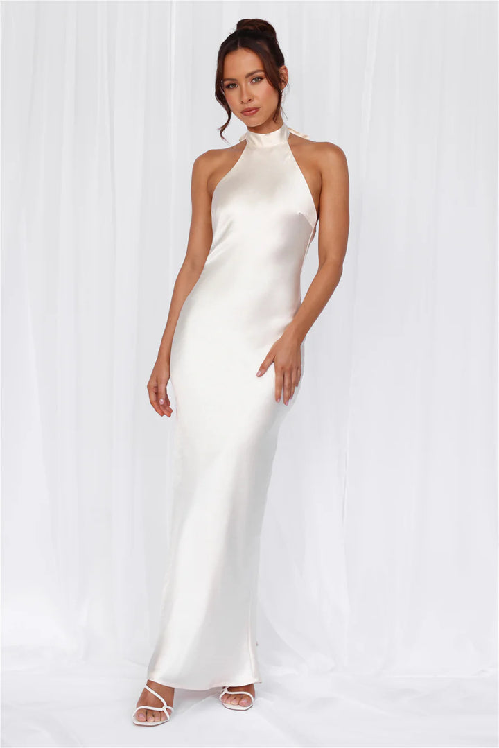 Damer Elegant Satin Maxi Kjole med Høj Krave og Tætsiddende Pasform Skovae