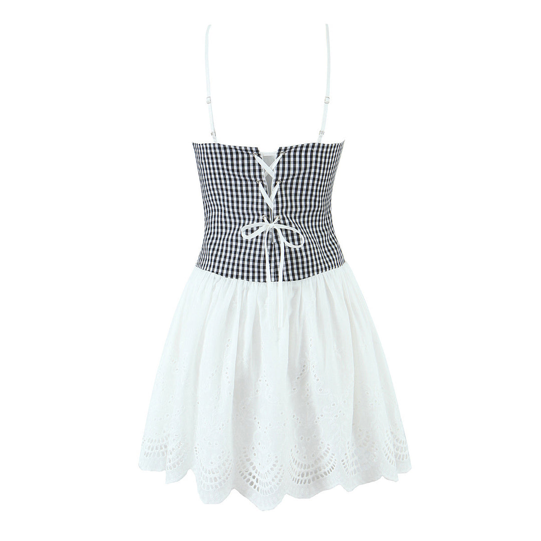Dame fritidkjole med ruffles detaljer og ternet overdel Stilla