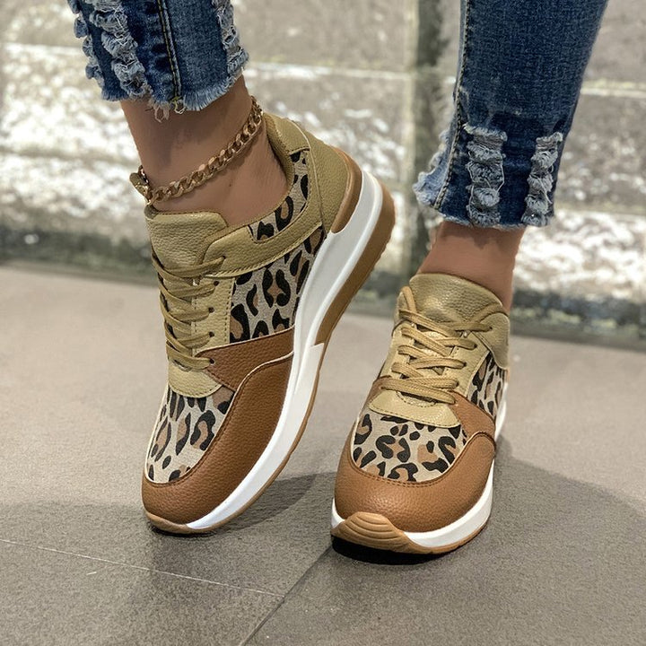 Dame moderigtige sneakers med dyremønster og polstret sål Stilla