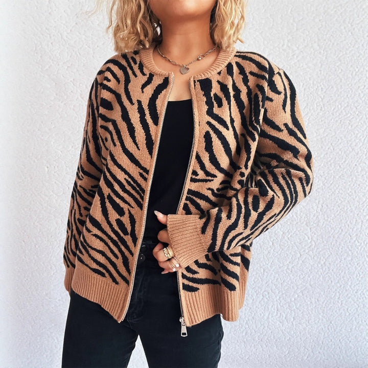 Damer mode cardigan med iøjnefaldende dyreprint Stilla