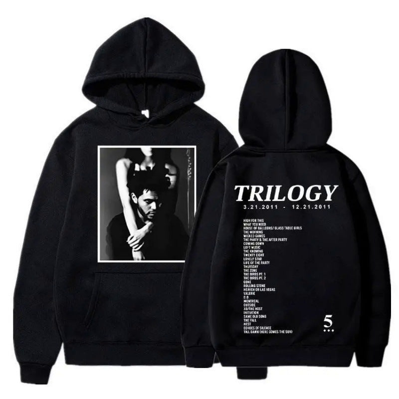 Dame hoodie med kunstnerisk fotoprint og unik skrift Skovae