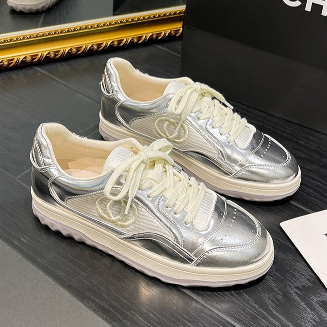 Dame Sneakers lavet af højkvalitets læder med åndbart overflade og innovativ stødabsorberingsteknologi Stilla