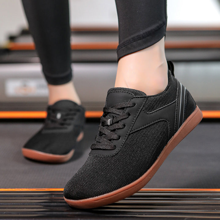 Herren nan lette åndbare mesh-hverdags sneakers med polstret komfort fodseng og fleksibel gummisål Skovae