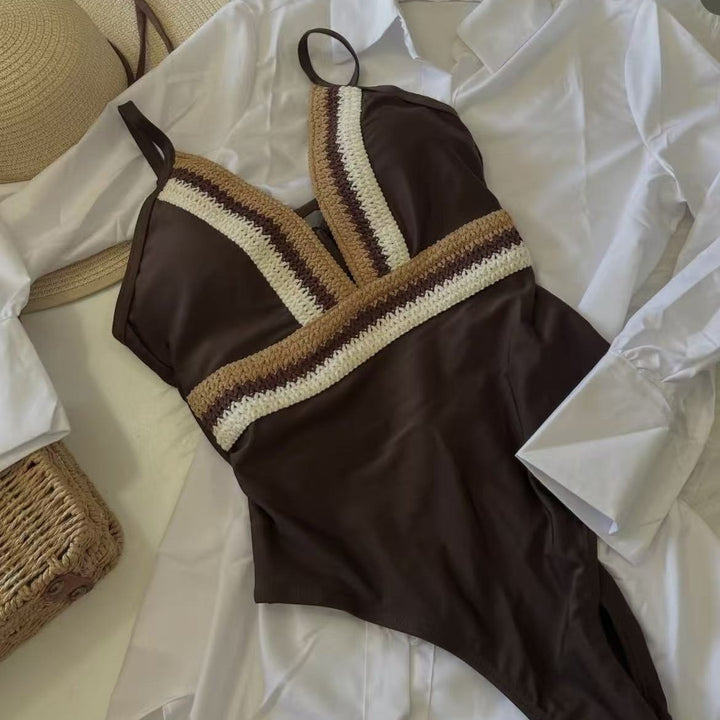 Dame Elegant Éntpiece badedragt med raffinerede farvedetaljer Skovae