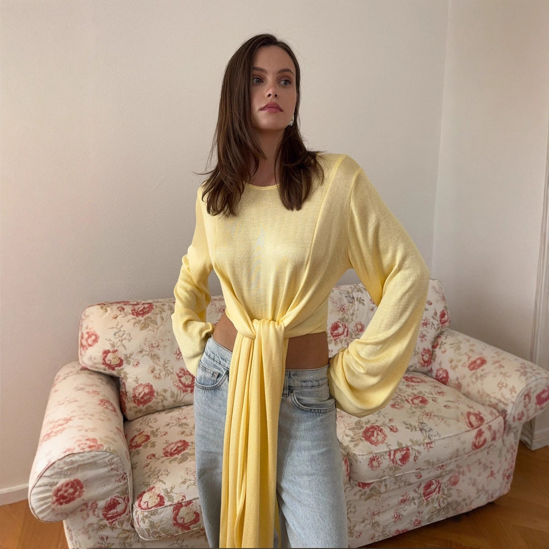 Kvinders afslappede cropped top med innovativt omslag og lange ærmer Stilla