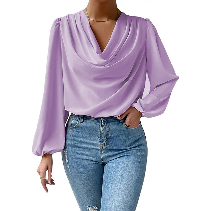 Damebluse med elegant drapering Stilla