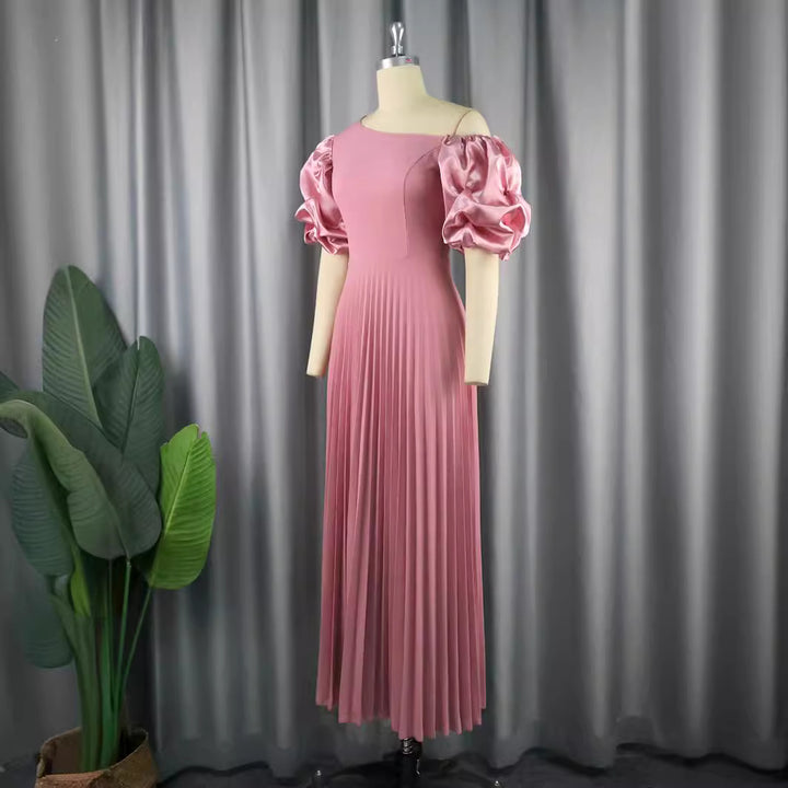 Dame elegant maxikjole med asymmetrisk snit og voluminøse puffærmer Skovae