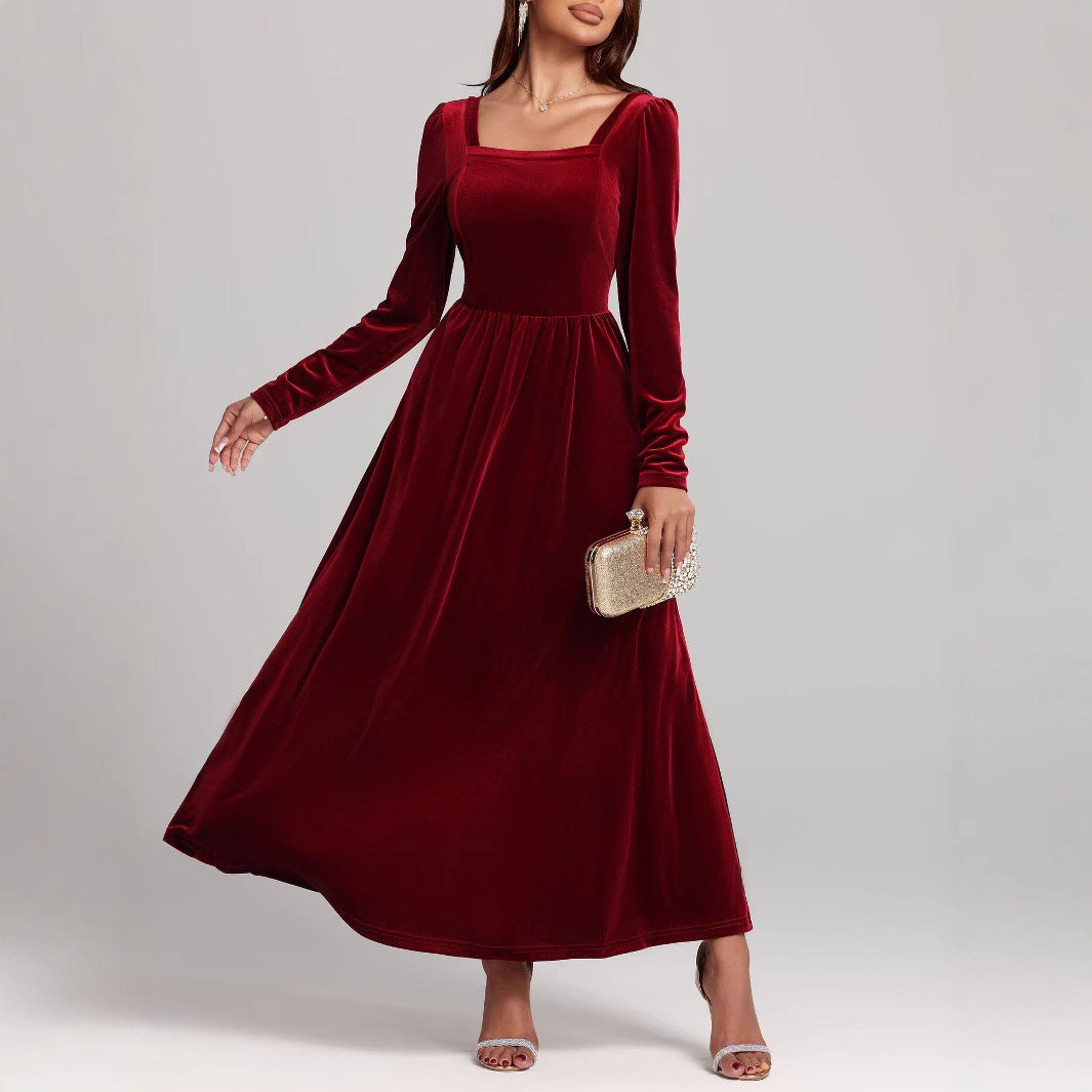 Dame Elegant Maxi Kjole i luksuriøst velourstof med firkantet udskæring og lange ærmer Stilla