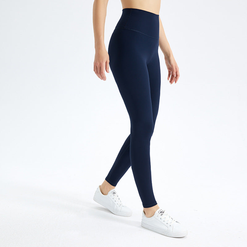 Dame højtaljede fitness leggings lavet af ultra-elastisk materiale med innovativ fugtregulering Stilla