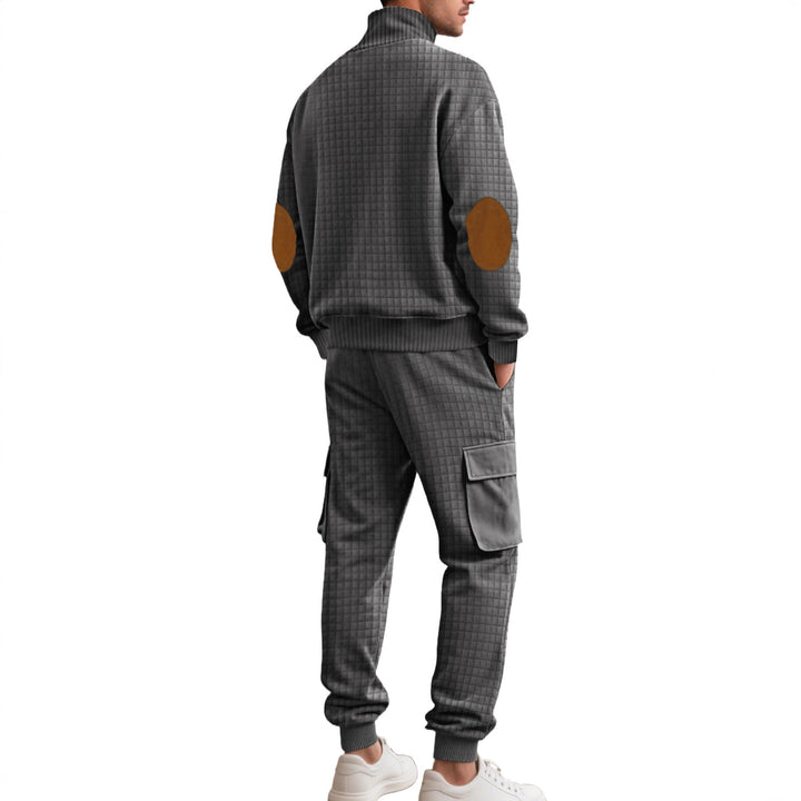 Herren nan Karo-relief-sweatset med ståkrave-knapliste, velour-ellbogenlapper og cargo-jogger Skovae