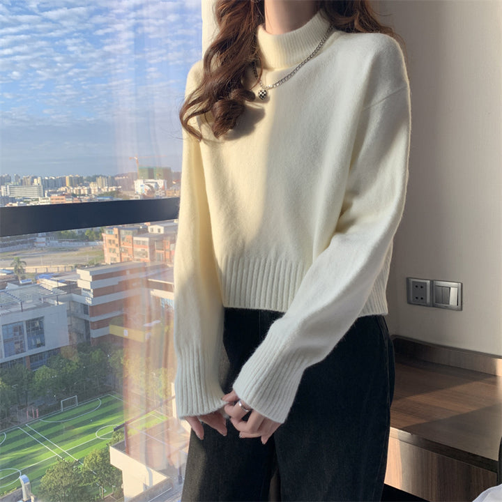 Kvinders komfortable og elegante cropped sweater med høj krave Stilla