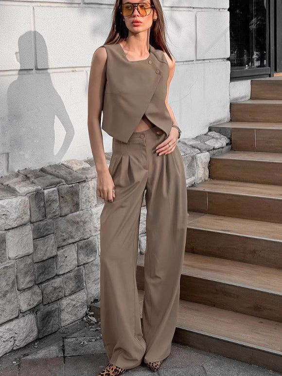 Dame trendy cropped top med asymmetrisk snit og bredskårne højtaljede bukser Stilla
