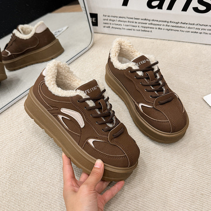 Dame Komfortable Sneakers med varmt inderfór og slidstærkt overmateriale Stilla