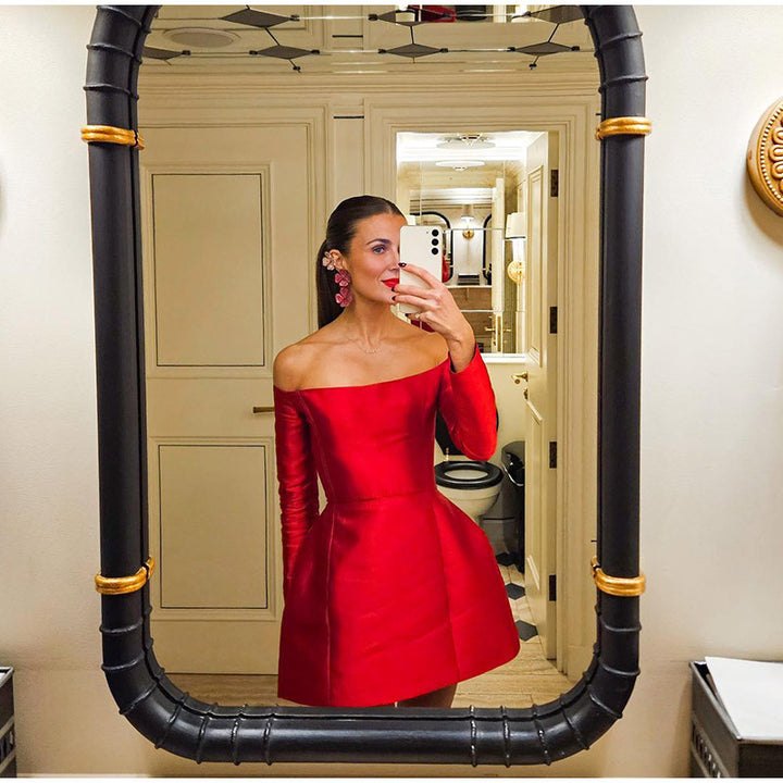Dame off-shoulder cocktailkjole med voluminøs nederdel Stilla